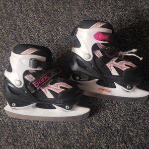 Girls skates